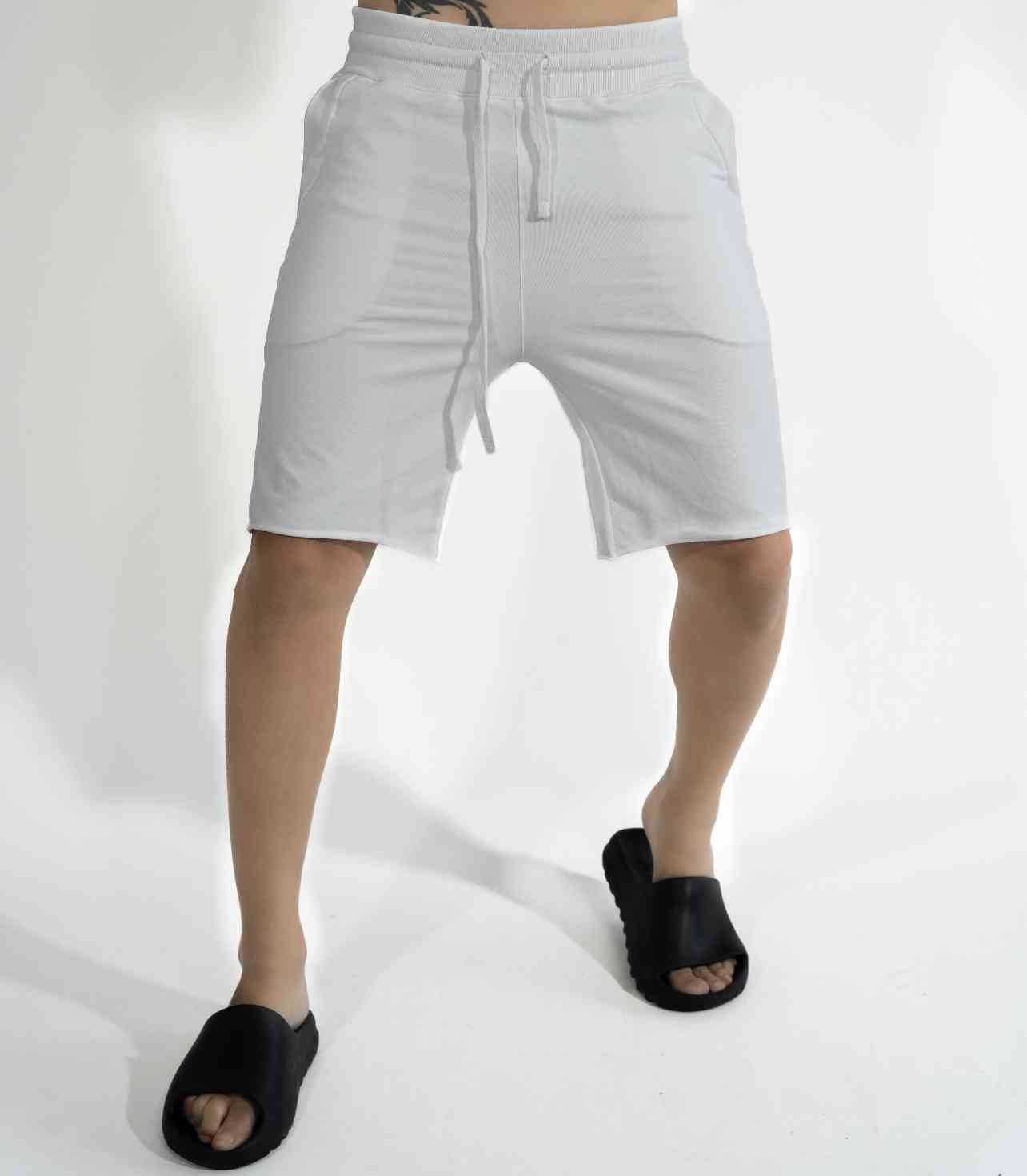 Yoe Plain Shorts